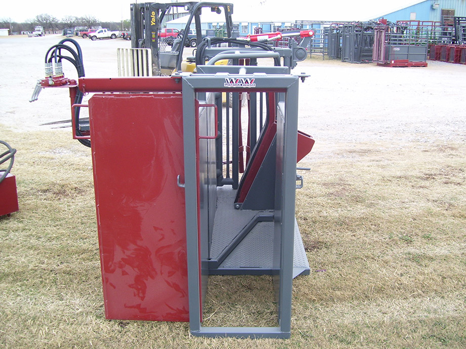 WW Hydraulic Calf Table 